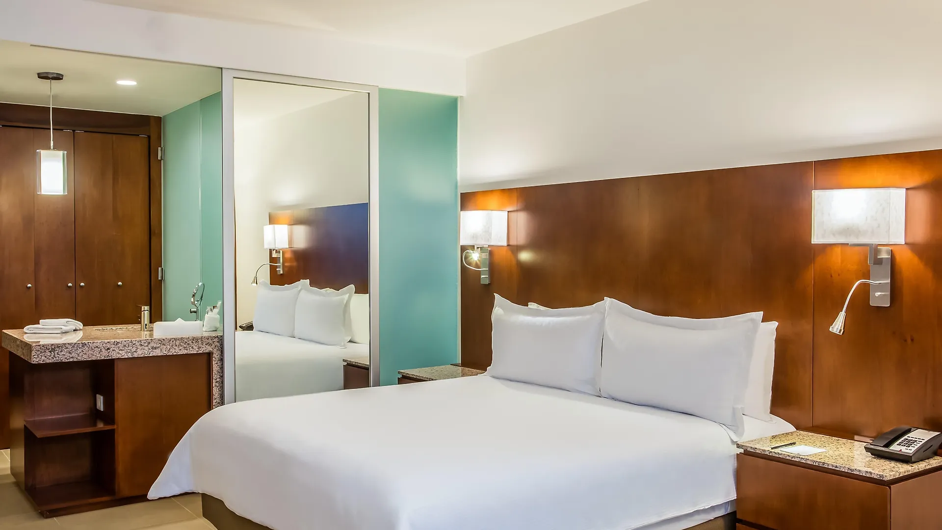 Fiesta Inn Playa Del Carmen 4*,  Meksyk