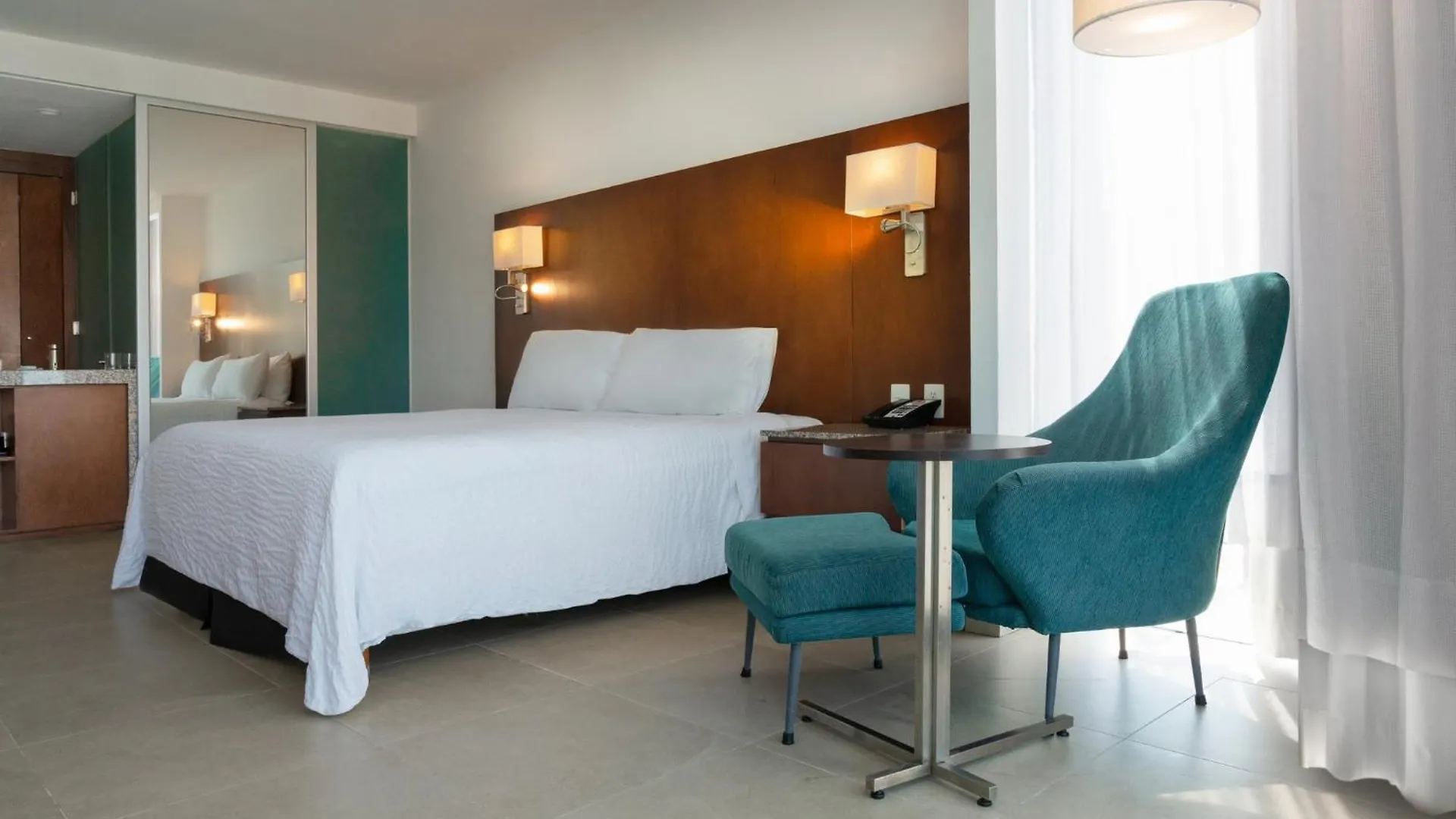 Fiesta Inn Playa Del Carmen