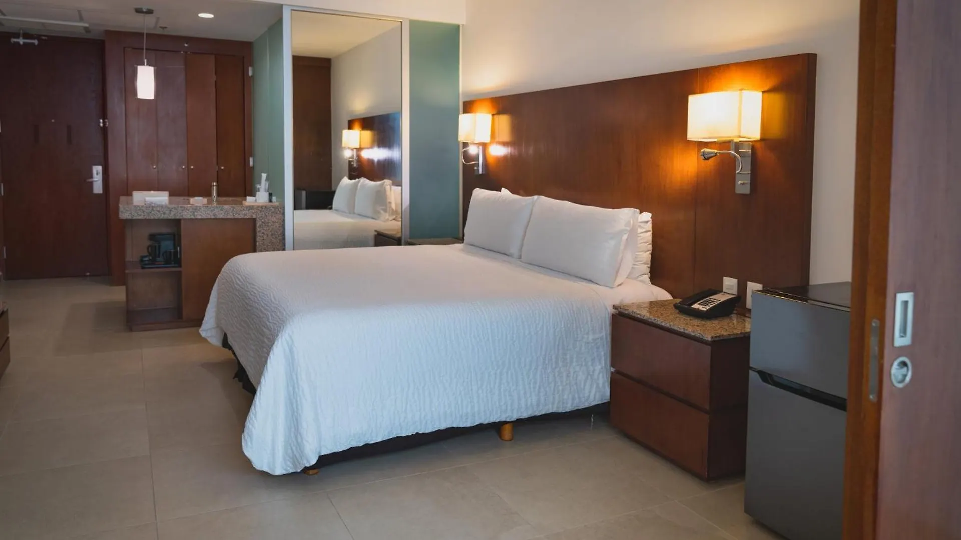 Fiesta Inn Playa Del Carmen Mexico